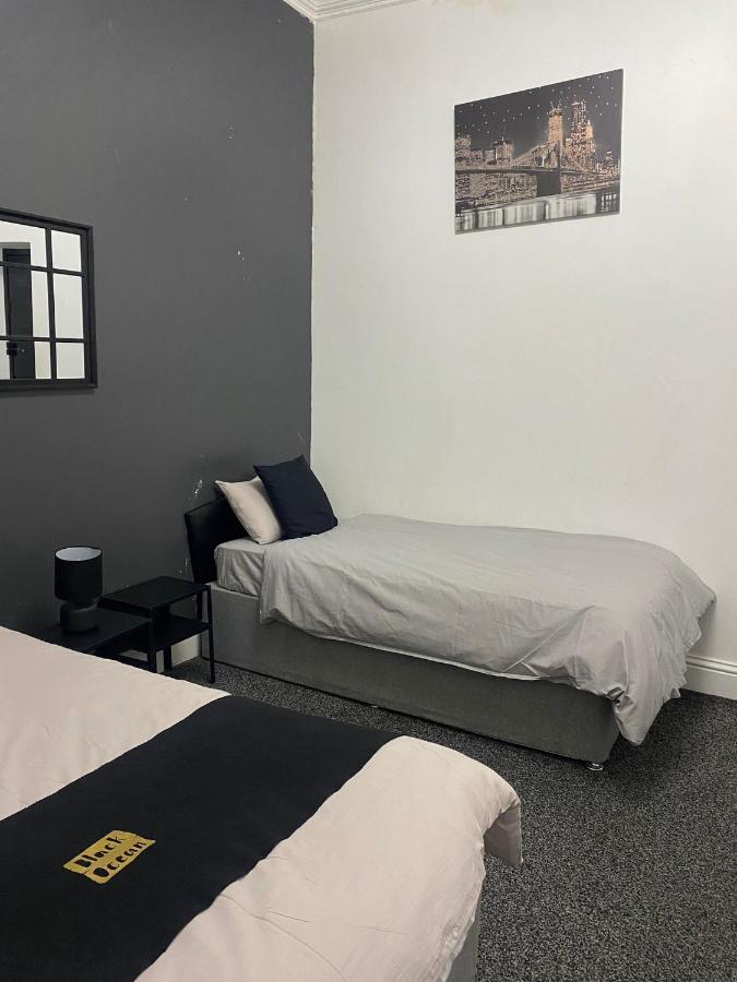 Black Ocean Holiday Apartments Blackpool Eksteriør bilde