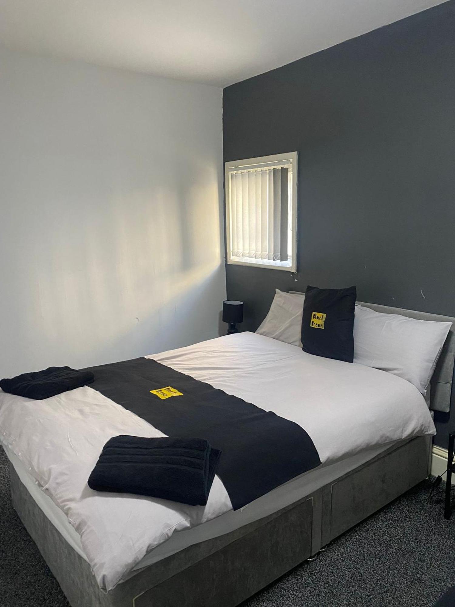 Black Ocean Holiday Apartments Blackpool Eksteriør bilde